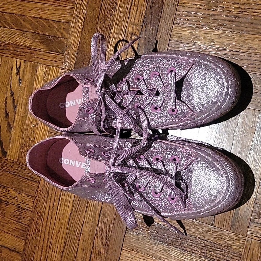 Converse Unisex super sparkly pink converse